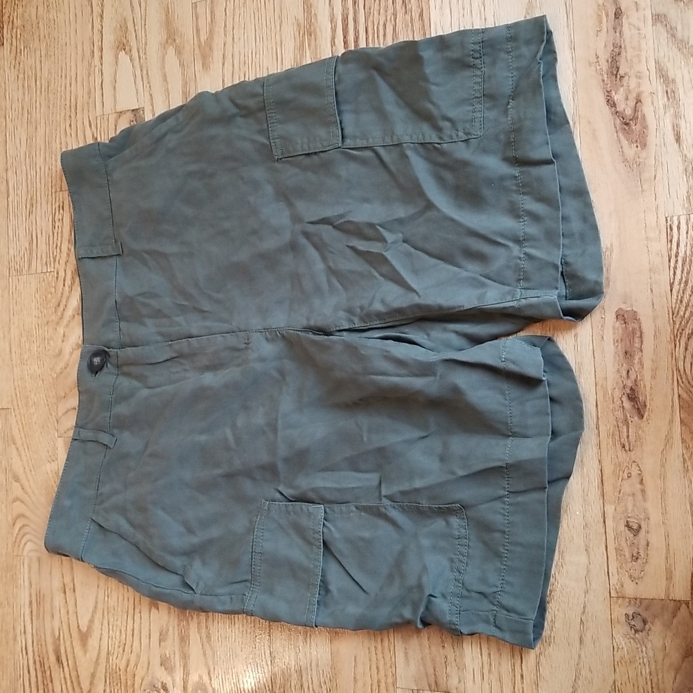 (6) Reitmans Lightweight Shorts Cago Military Minimalist Modest Casual Cottage